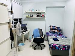 Blk 204D Compassvale Drive (Sengkang), HDB Executive #541163971